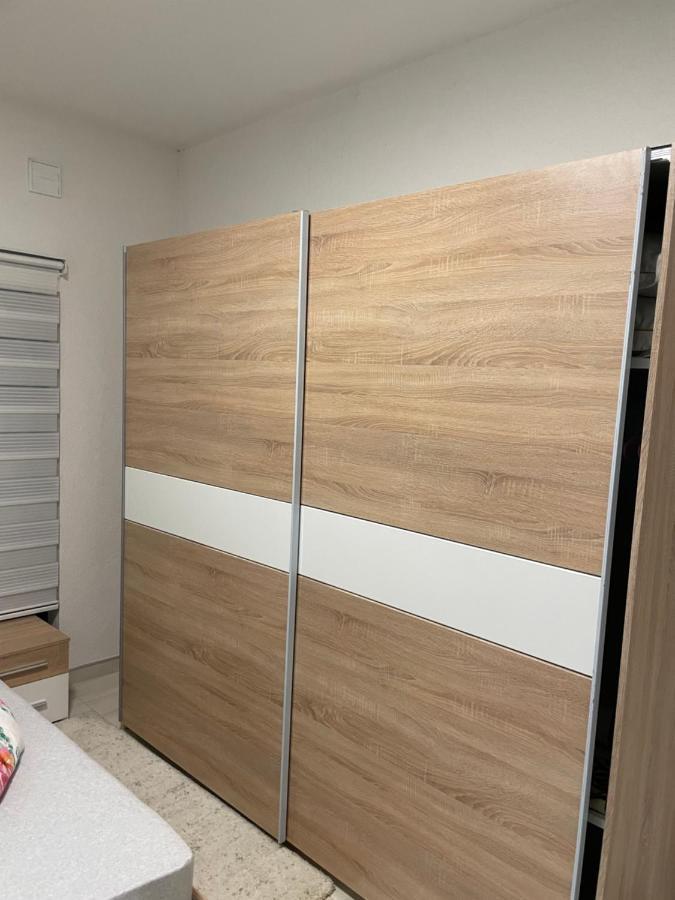 Apartman Cuprija Cazin Bagian luar foto