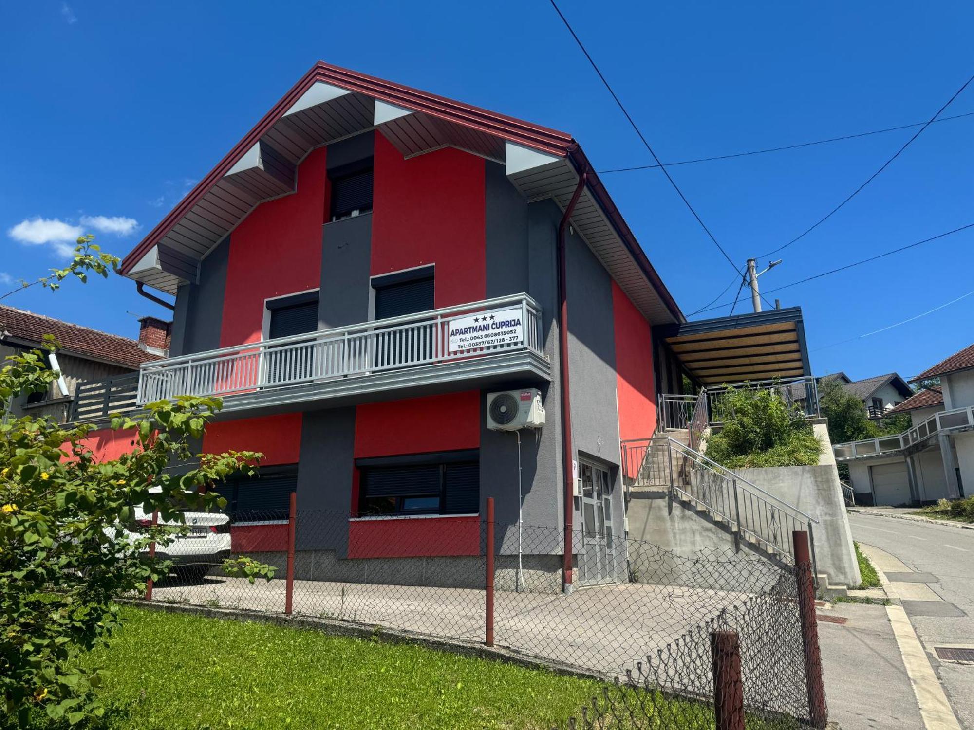 Apartman Cuprija Cazin Bagian luar foto